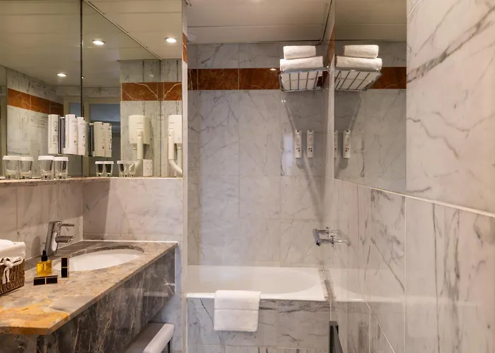 Hotel Des Deux Continents